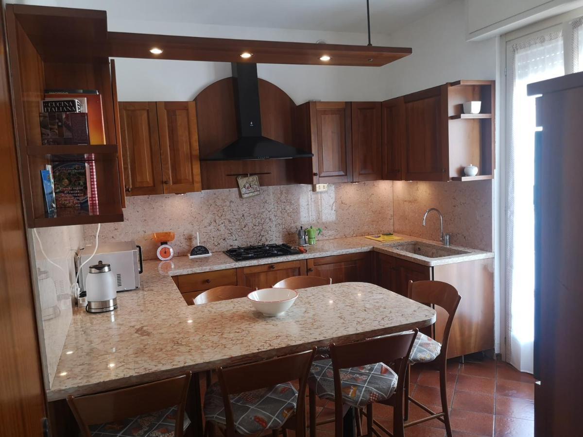 Ai Quattro Ulivi Appartement Peschiera del Garda Buitenkant foto