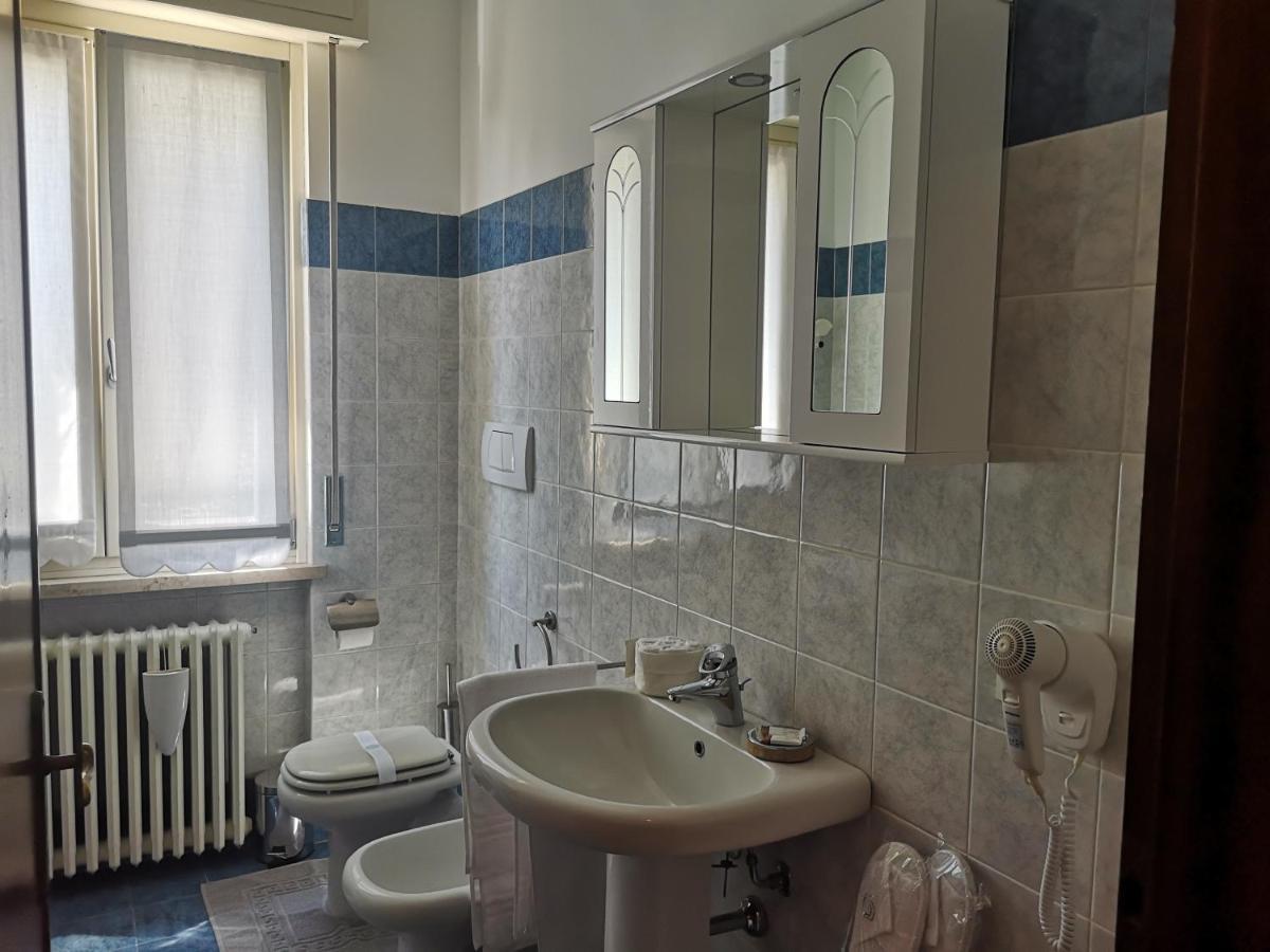 Ai Quattro Ulivi Appartement Peschiera del Garda Buitenkant foto