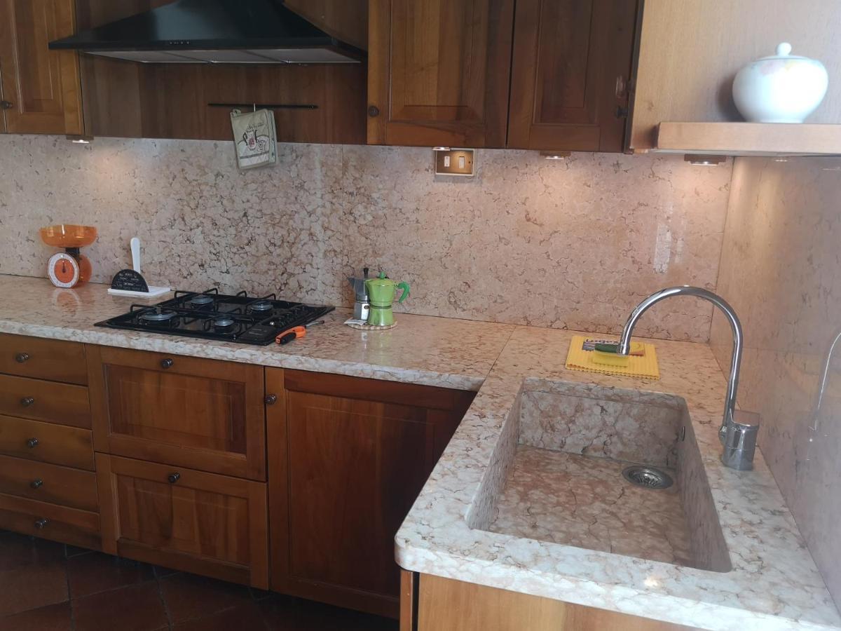 Ai Quattro Ulivi Appartement Peschiera del Garda Buitenkant foto