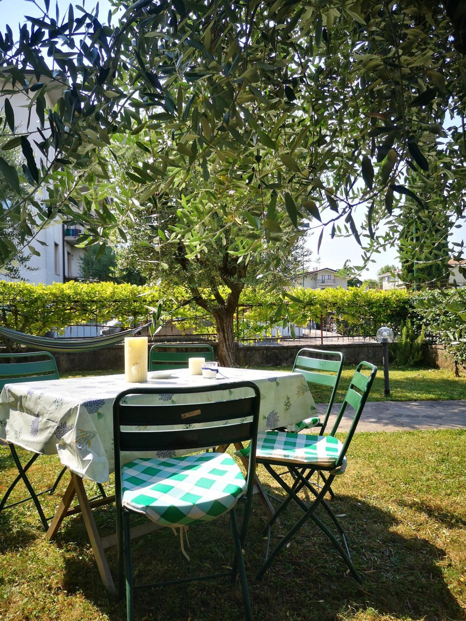 Ai Quattro Ulivi Appartement Peschiera del Garda Buitenkant foto